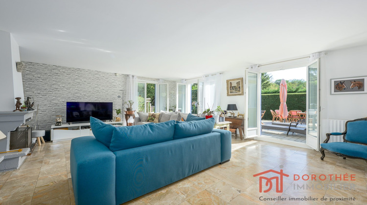 Ma-Cabane - Vente Maison Villecresnes, 215 m²