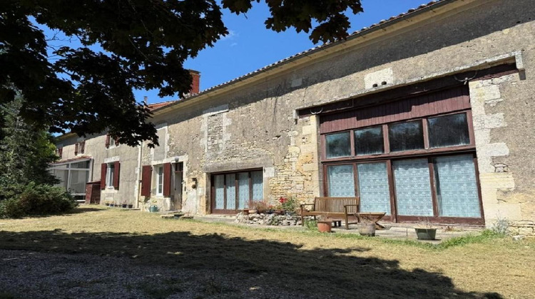 Ma-Cabane - Vente Maison VILLEFAGNAN, 183 m²