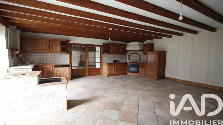 Ma-Cabane - Vente Maison Villefagnan, 185 m²