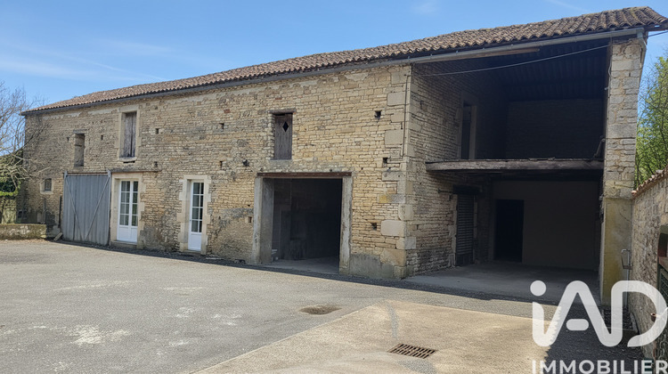 Ma-Cabane - Vente Maison Villefagnan, 250 m²