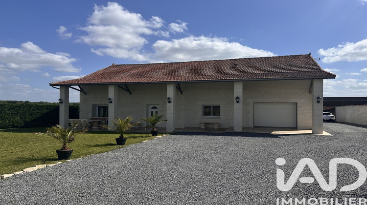 Ma-Cabane - Vente Maison Villefagnan, 83 m²