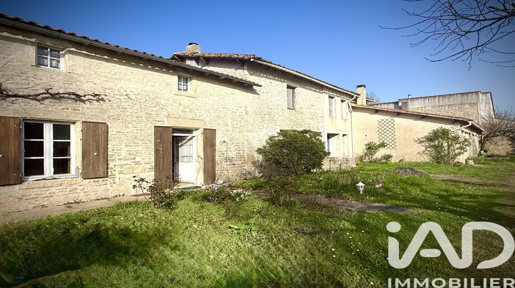 Ma-Cabane - Vente Maison Villefollet, 203 m²