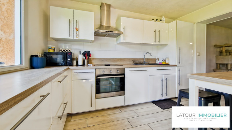 Ma-Cabane - Vente Maison Villefontaine, 118 m²