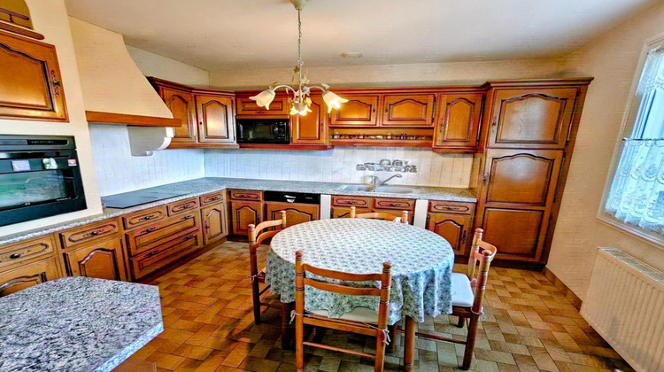 Ma-Cabane - Vente Maison Villefranche-d'Allier, 200 m²