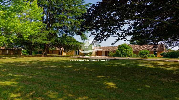 Ma-Cabane - Vente Maison Villefranche-de-Lonchat, 420 m²