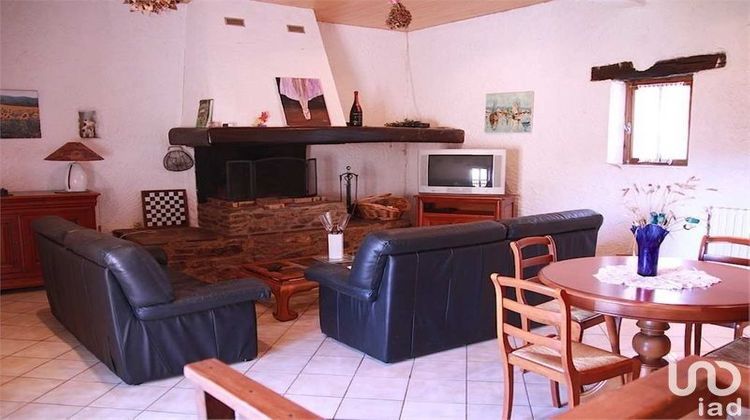 Ma-Cabane - Vente Maison Villefranche-de-Panat, 86 m²