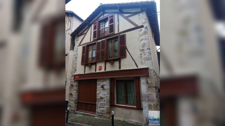 Ma-Cabane - Vente Maison Villefranche-de-Rouergue, 139 m²