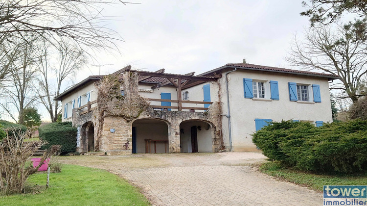 Ma-Cabane - Vente Maison Villefranche-de-Rouergue, 220 m²