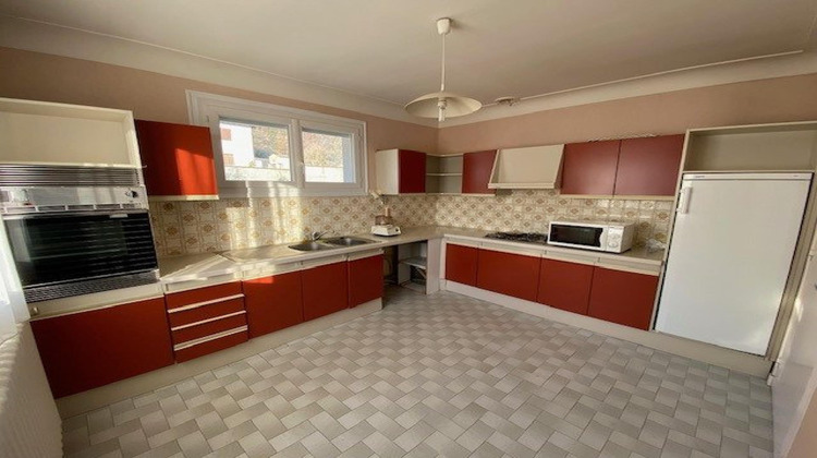 Ma-Cabane - Vente Maison Villefranche-de-Rouergue, 137 m²