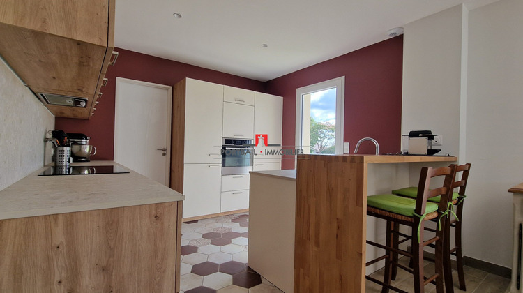 Ma-Cabane - Vente Maison Villegouge, 161 m²