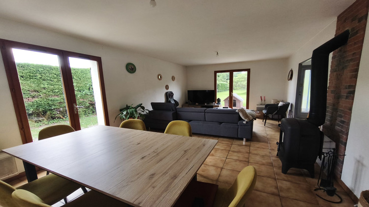 Ma-Cabane - Vente Maison Villegouge, 75 m²