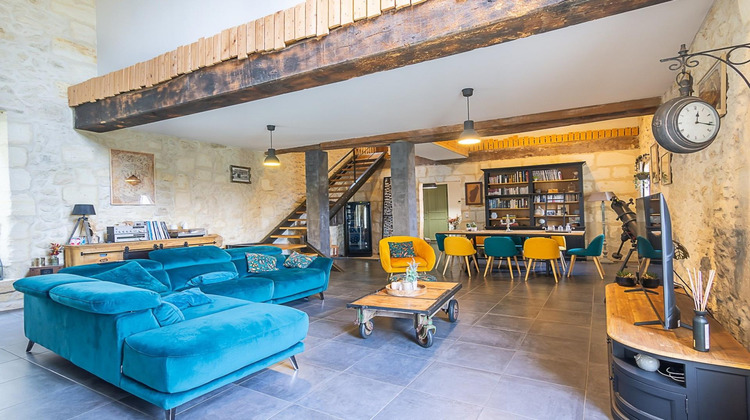 Ma-Cabane - Vente Maison Villegouge, 217 m²