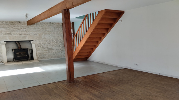 Ma-Cabane - Vente Maison Villemain, 85 m²