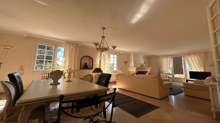 Ma-Cabane - Vente Maison VILLEMOUSTAUSSOU, 215 m²