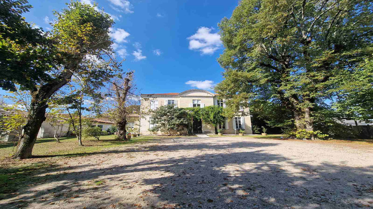 Ma-Cabane - Vente Maison Villenave-d'Ornon, 354 m²