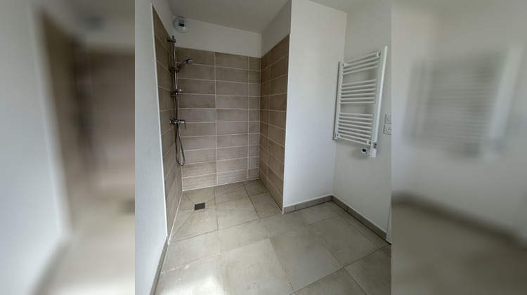 Ma-Cabane - Vente Maison VILLENEUVE-LA-COMPTAL, 89 m²