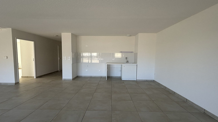 Ma-Cabane - Vente Maison VILLENEUVE-LA-COMPTAL, 76 m²