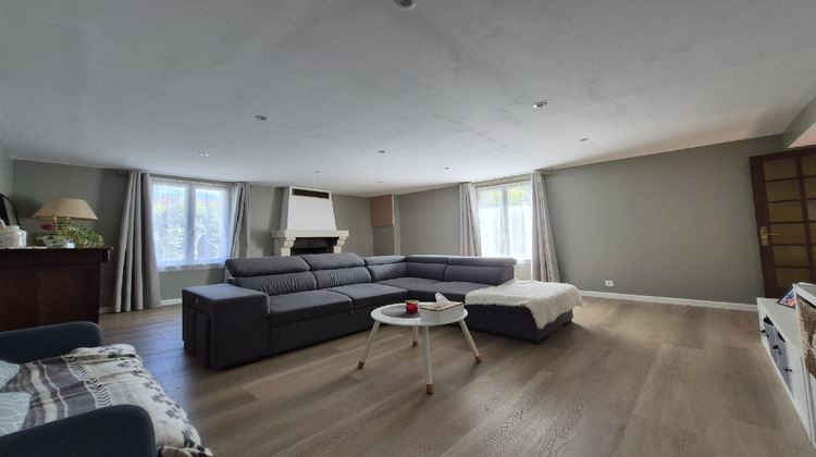 Ma-Cabane - Vente Maison VILLENEUVE LA COMTESSE, 224 m²