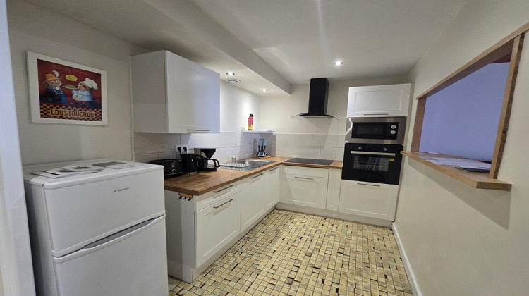 Ma-Cabane - Vente Maison Villeneuve-la-Comtesse, 247 m²