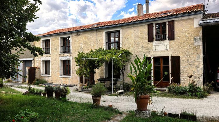 Ma-Cabane - Vente Maison Villeneuve-la-Comtesse, 170 m²
