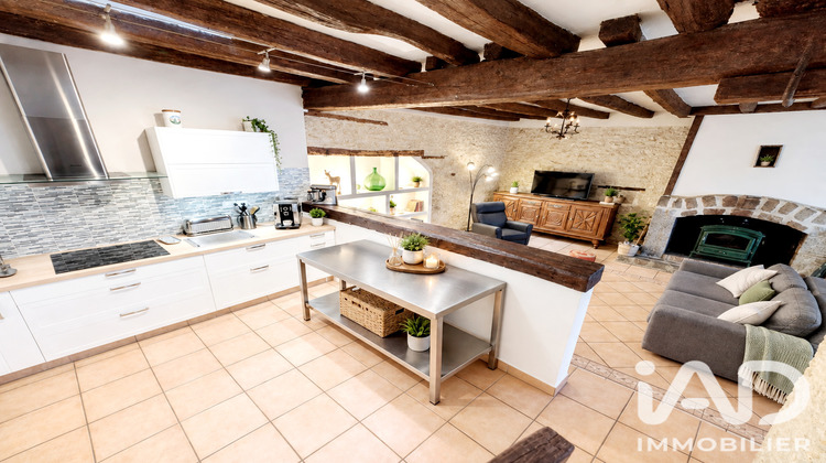 Ma-Cabane - Vente Maison Villeneuve-la-Lionne, 211 m²