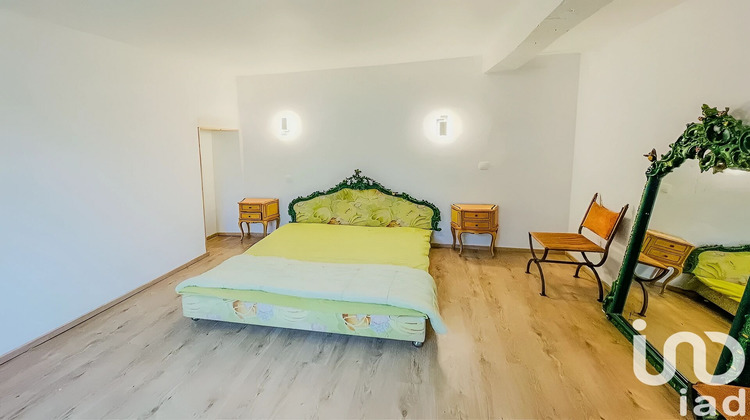 Ma-Cabane - Vente Maison Villeneuve-le-Comte, 230 m²