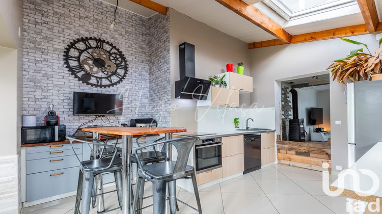 Ma-Cabane - Vente Maison Villeneuve-le-Roi, 87 m²