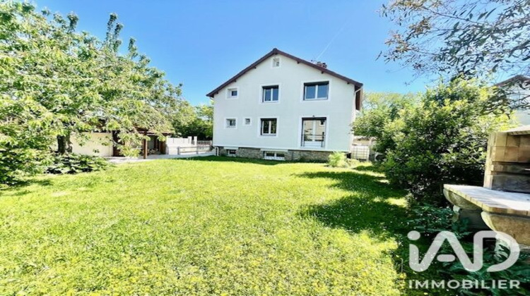 Ma-Cabane - Vente Maison Villeneuve-le-Roi, 150 m²