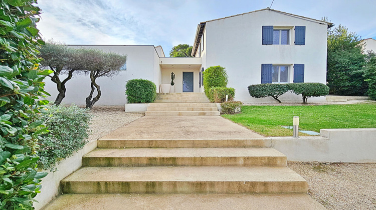 Ma-Cabane - Vente Maison VILLENEUVE-LES-AVIGNON, 160 m²