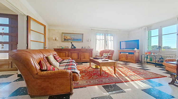 Ma-Cabane - Vente Maison VILLENEUVE-LES-AVIGNON, 150 m²