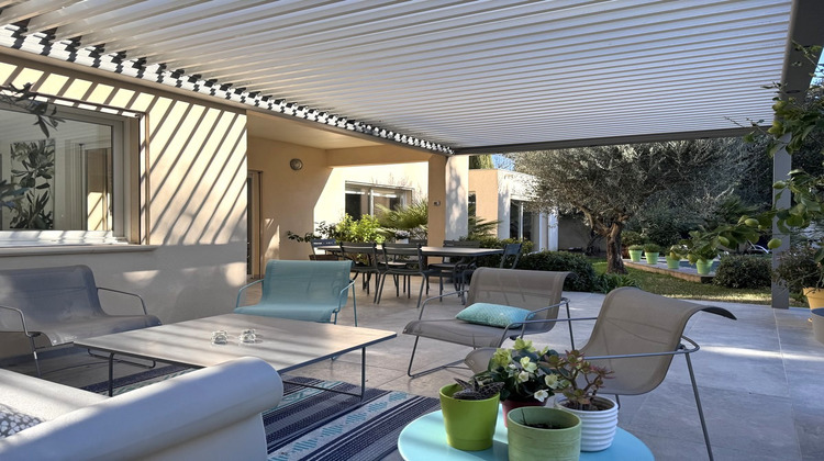 Ma-Cabane - Vente Maison VILLENEUVE-LES-AVIGNON, 200 m²