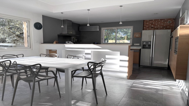 Ma-Cabane - Vente Maison VILLENEUVE-LES-AVIGNON, 200 m²