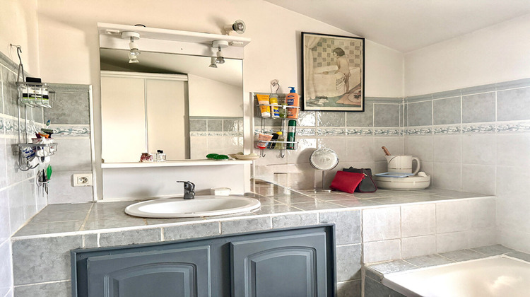 Ma-Cabane - Vente Maison VILLENEUVE-LES-AVIGNON, 154 m²