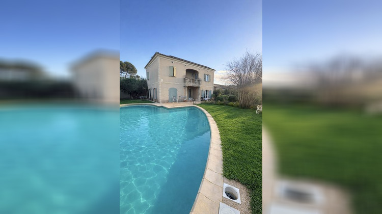 Ma-Cabane - Vente Maison VILLENEUVE LES AVIGNON, 192 m²