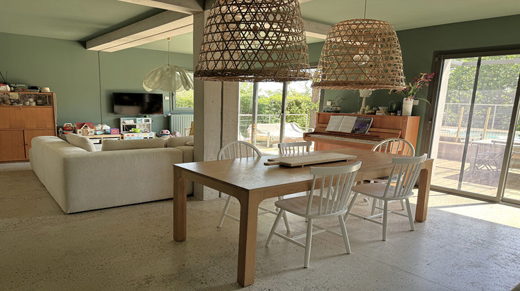 Ma-Cabane - Vente Maison VILLENEUVE-LES-AVIGNON, 91 m²