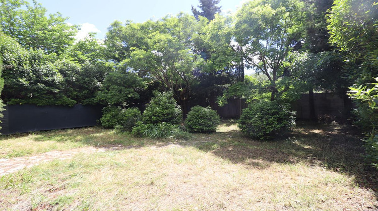 Ma-Cabane - Vente Maison VILLENEUVE LES AVIGNON, 300 m²