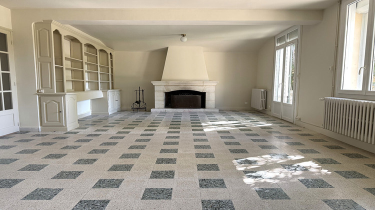 Ma-Cabane - Vente Maison VILLENEUVE-LES-AVIGNON, 160 m²