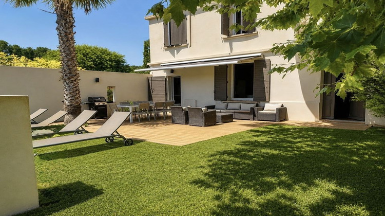 Ma-Cabane - Vente Maison VILLENEUVE LES AVIGNON, 140 m²