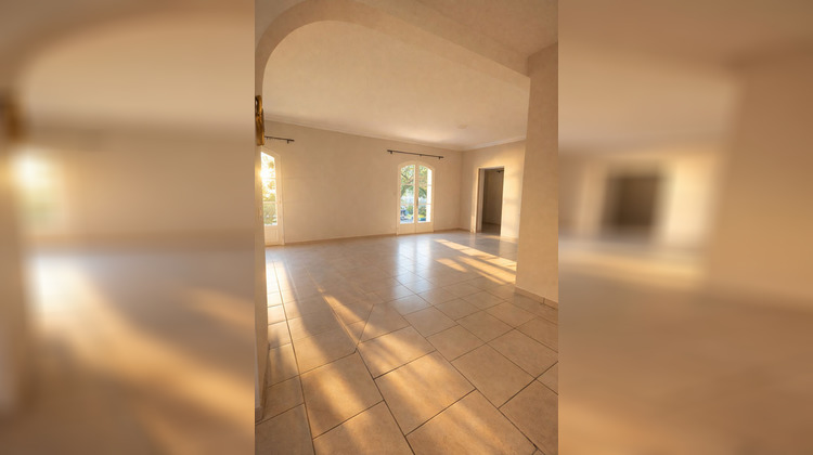 Ma-Cabane - Vente Maison VILLENEUVE LES AVIGNON, 192 m²