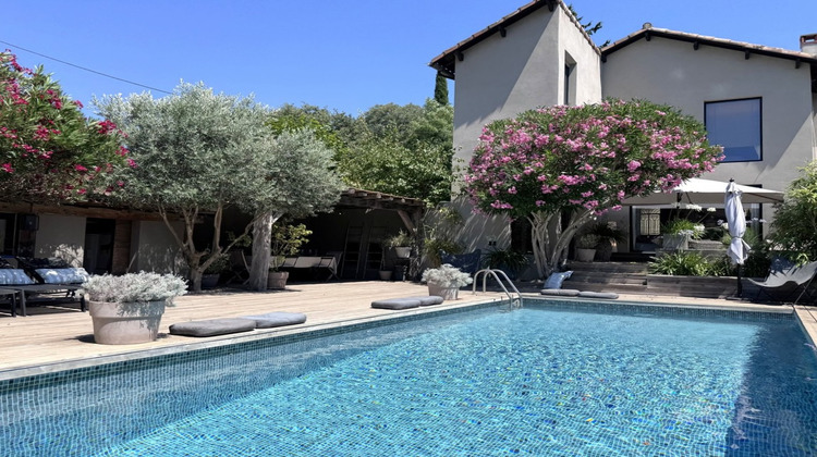 Ma-Cabane - Vente Maison VILLENEUVE-LES-AVIGNON, 170 m²