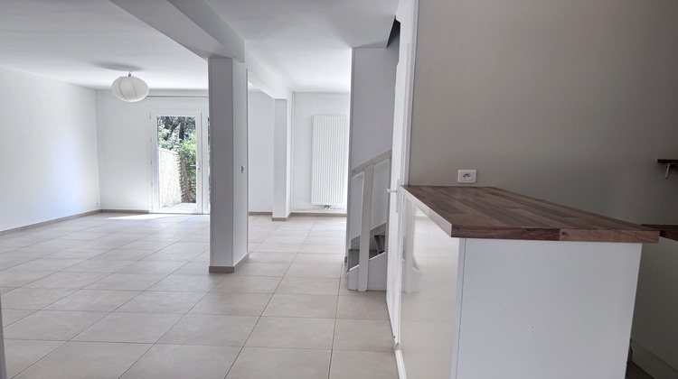Ma-Cabane - Vente Maison VILLENEUVE-LES-AVIGNON, 100 m²