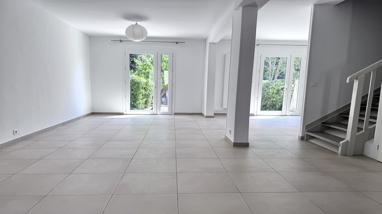 Ma-Cabane - Vente Maison VILLENEUVE-LES-AVIGNON, 100 m²