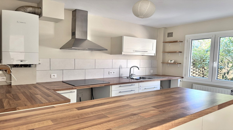 Ma-Cabane - Vente Maison VILLENEUVE-LES-AVIGNON, 100 m²