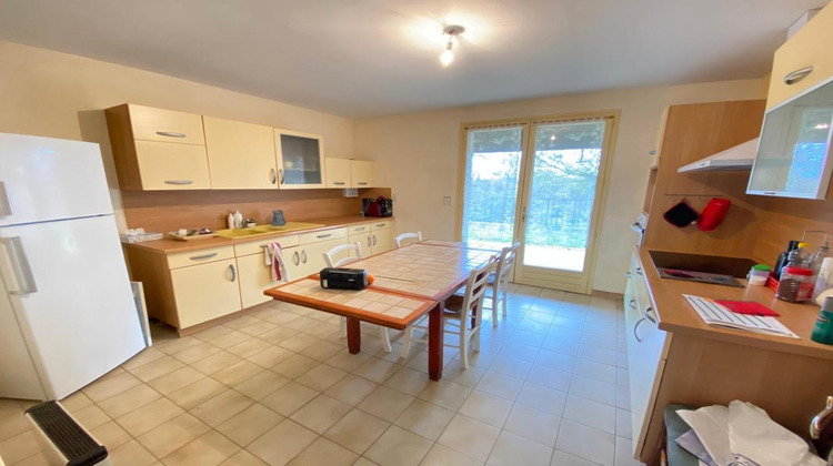 Ma-Cabane - Vente Maison VILLENEUVE LES MONTREAL, 166 m²