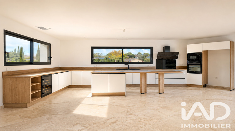 Ma-Cabane - Vente Maison Villeneuve-Lès-Montréal, 155 m²