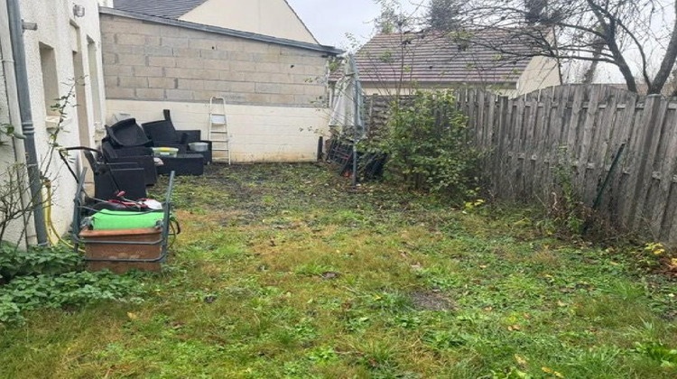 Ma-Cabane - Vente Maison VILLENEUVE SAINT GERMAIN, 65 m²