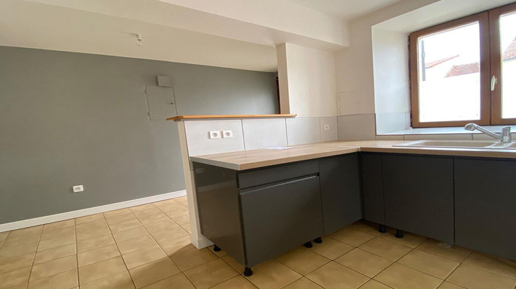 Ma-Cabane - Vente Maison VILLENEUVE SUR BELLOT, 110 m²