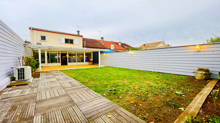 Ma-Cabane - Vente Maison VILLENEUVE-SUR-LOT, 142 m²