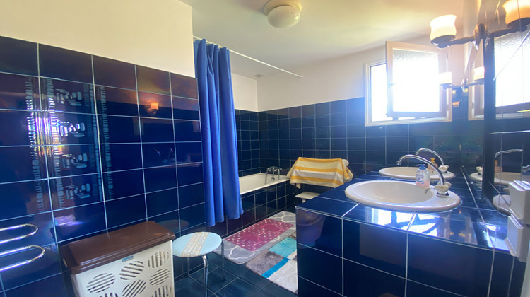 Ma-Cabane - Vente Maison VILLENEUVE-SUR-LOT, 97 m²