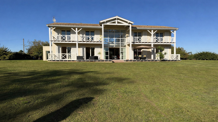 Ma-Cabane - Vente Maison VILLENEUVE-SUR-LOT, 244 m²